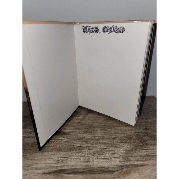 David Winter Cottages: The Collector's Book (Hardback) (England) - Picture 3 of 3